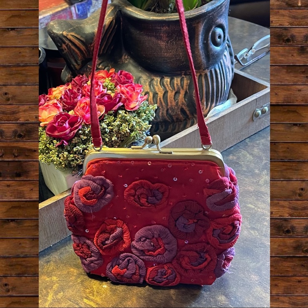 SANTI PURSE
